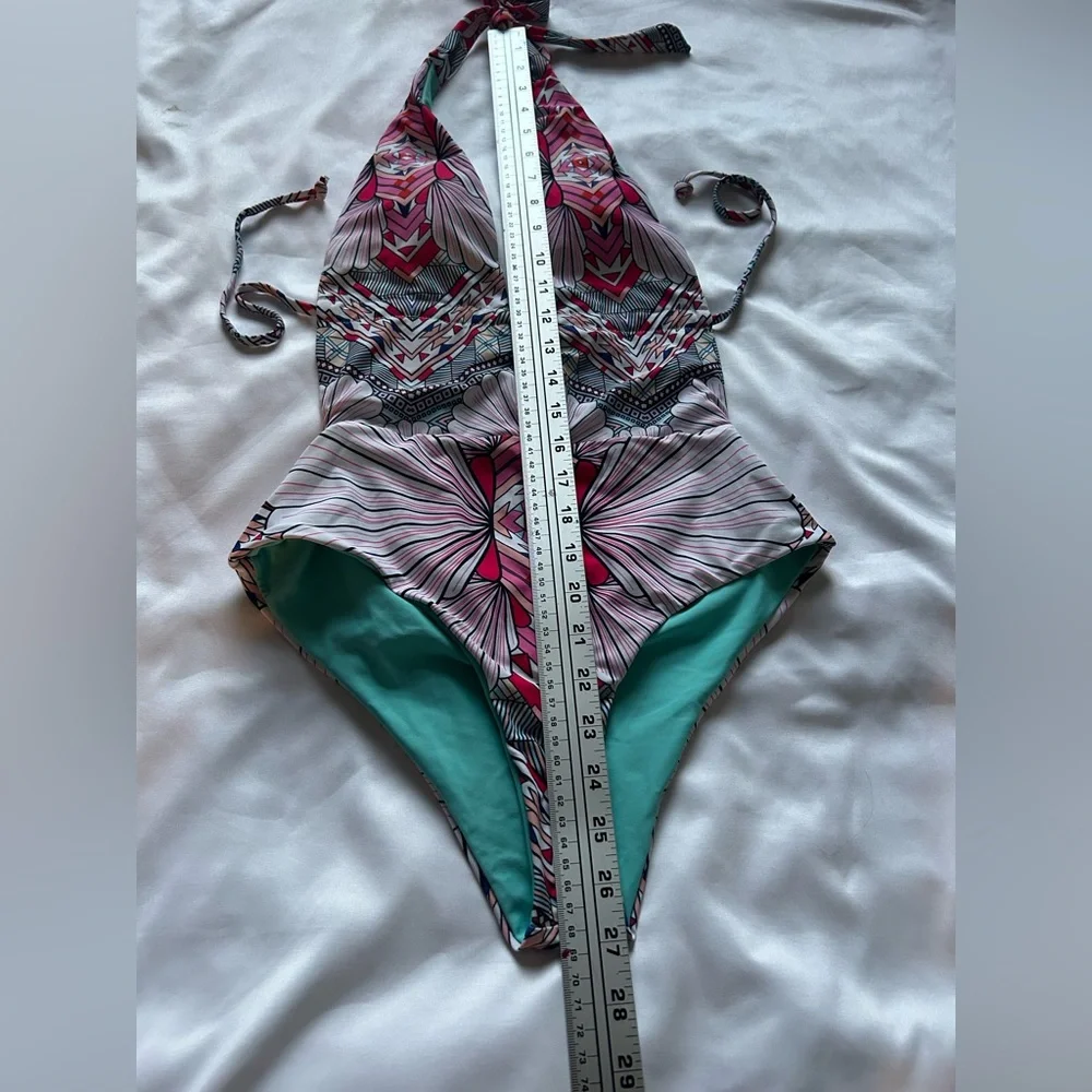 Cupshe chic halter